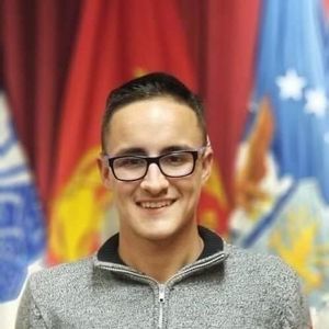 Meet your Posher, Stacy